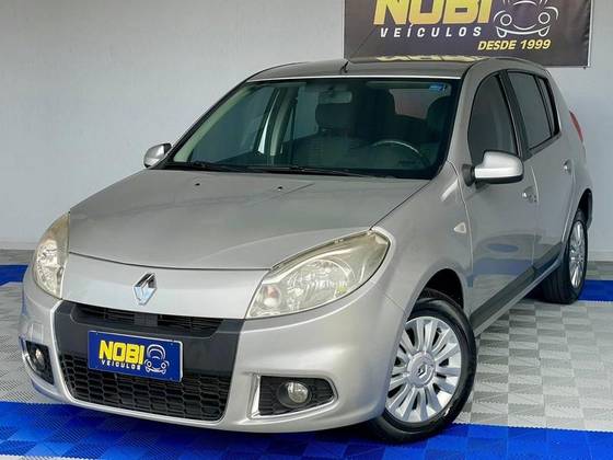 RENAULT SANDERO 1.6 PRIVILÉGE 16V FLEX 4P AUTOMÁTICO